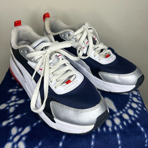 Puma Vis2k 2000S Jogger Sneakers - Picture 2 of 3